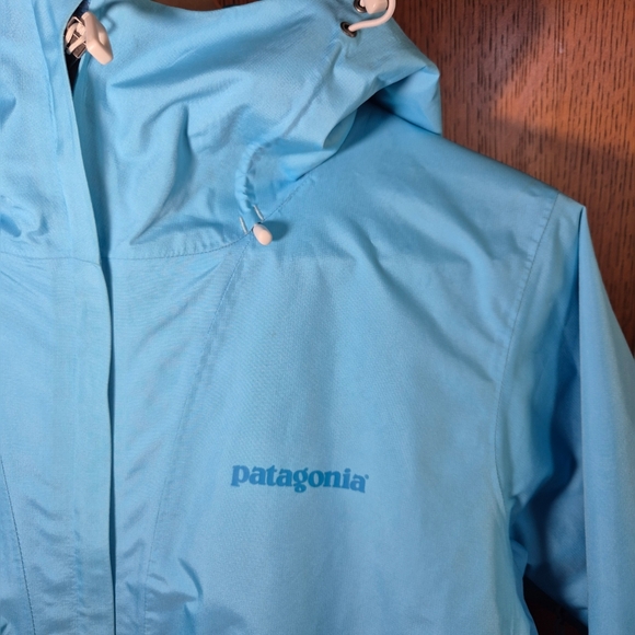 Patagonia Blue Hooded Jacket - Picture 2 of 7